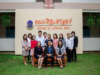 คณะศิลปศาสตร์,จัดโครงการแลกเปลี่ยนเรียนรู้เกี่ยวกับการวิจัย,หลักสูตร,ศศ.ม.,(ภาษาอังกฤษ),และหลักสูตร,ศศ.ด.,(ภาษาอังกฤษ)