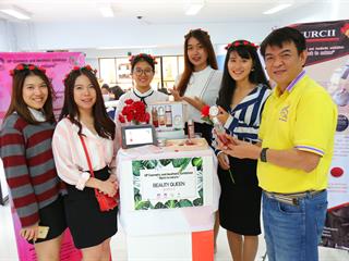 งานนิทรรศการแสดงผลงานของนิสิตวิทยาศาสตร์เครื่องสำอาง,ชั้นปีที่,3