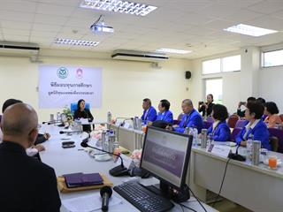 คณะแพทยศาตร์รับมอบทุนการศึกษา,จากมูลนิธิทุนแพทย์เพื่อปวงประชา
