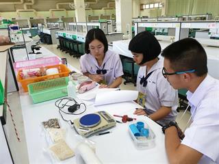 คณะวิทยาศาสตร์,มหาวิทยาลัยพะเยา,ได้รับเกียรติเป็นกรรมการตัดสินการแข่งขันอัจฉริยภาพทางวิทยาศาสตร์