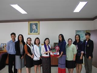 สำนักงานสภามหาวิทยาลัยพะเยา,มอบกระเช้าของขวัญปีใหม่แก่นายกสภามหาวิทยาลัยพะเยา