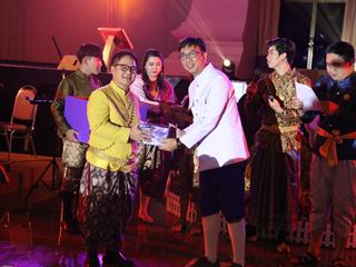 มหาวิทยาลัยพะเยา,จัดงาน,“ปีใหม่สุขสันต์,สานสัมพันธ์ชาว,มพ.”,เพื่อสร้างความสัมพันธ์อันดีระหว่างผู้บริหารและบุคลากรภายในมหาวิทยาลัยพะเยา