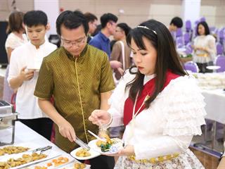 มหาวิทยาลัยพะเยา,จัดงาน,“ปีใหม่สุขสันต์,สานสัมพันธ์ชาว,มพ.”,เพื่อสร้างความสัมพันธ์อันดีระหว่างผู้บริหารและบุคลากรภายในมหาวิทยาลัยพะเยา