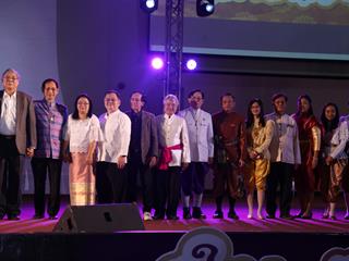 มหาวิทยาลัยพะเยา,จัดงาน,“ปีใหม่สุขสันต์,สานสัมพันธ์ชาว,มพ.”,เพื่อสร้างความสัมพันธ์อันดีระหว่างผู้บริหารและบุคลากรภายในมหาวิทยาลัยพะเยา