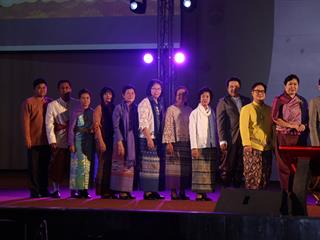 มหาวิทยาลัยพะเยา,จัดงาน,“ปีใหม่สุขสันต์,สานสัมพันธ์ชาว,มพ.”,เพื่อสร้างความสัมพันธ์อันดีระหว่างผู้บริหารและบุคลากรภายในมหาวิทยาลัยพะเยา