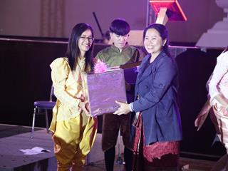 มหาวิทยาลัยพะเยา,จัดงาน,“ปีใหม่สุขสันต์,สานสัมพันธ์ชาว,มพ.”,เพื่อสร้างความสัมพันธ์อันดีระหว่างผู้บริหารและบุคลากรภายในมหาวิทยาลัยพะเยา