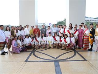 มหาวิทยาลัยพะเยา,จัดงาน,“ปีใหม่สุขสันต์,สานสัมพันธ์ชาว,มพ.”,เพื่อสร้างความสัมพันธ์อันดีระหว่างผู้บริหารและบุคลากรภายในมหาวิทยาลัยพะเยา