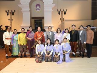 มหาวิทยาลัยพะเยา,จัดงาน,“ปีใหม่สุขสันต์,สานสัมพันธ์ชาว,มพ.”,เพื่อสร้างความสัมพันธ์อันดีระหว่างผู้บริหารและบุคลากรภายในมหาวิทยาลัยพะเยา