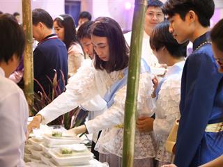 มหาวิทยาลัยพะเยา,จัดงาน,“ปีใหม่สุขสันต์,สานสัมพันธ์ชาว,มพ.”,เพื่อสร้างความสัมพันธ์อันดีระหว่างผู้บริหารและบุคลากรภายในมหาวิทยาลัยพะเยา