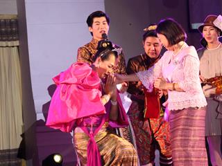 มหาวิทยาลัยพะเยา,จัดงาน,“ปีใหม่สุขสันต์,สานสัมพันธ์ชาว,มพ.”,เพื่อสร้างความสัมพันธ์อันดีระหว่างผู้บริหารและบุคลากรภายในมหาวิทยาลัยพะเยา