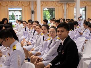 คณะศิลปศาสตร์เป็นผู้แทนมหาวิทยาลัยพะเยา,เข้าร่วมพิธีวันพ่อขุนรามคำแหงมหาราช