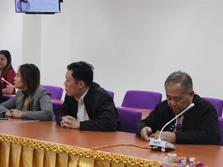 คณาจารย์และนิสิต,วิทยาลัยการจัดการกรุงเทพ,มหาวิทยาลัยพะเยา,เข้าเยี่ยมศูนย์บรรณสารและสื่อการศึกษา