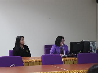คณาจารย์และนิสิต,วิทยาลัยการจัดการกรุงเทพ,มหาวิทยาลัยพะเยา,เข้าเยี่ยมศูนย์บรรณสารและสื่อการศึกษา