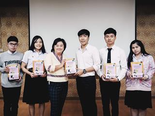 คณะนิติศาสตร์,มอบต่อทุนหนังสือจาก,สนพ.,วิญญูชน