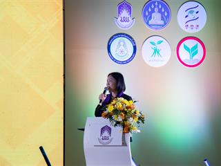 คณะศิลปศาสตร์,มหาวิทยาลัยพะเยา,ได้รับ,“รางวัลระดับเหรียญทอง”,และ,“รางวัล,Popular,Vote”,ในงานนำเสนอผลงาน,1,คณะ,1,โมเดล,ณ,เวทีพะเยาวิจัย,ครั้งที่,8