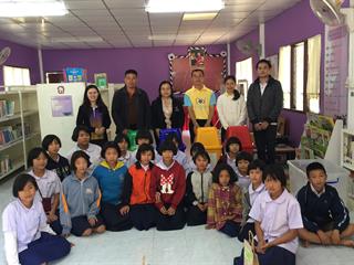 หน่วยบริการวิชาการ,คณะศิลปศาสตร์,มหาวิทยาลัยพะเยา,ดำเนินโครงการ,,“ปันรักห้องสมุดเพื่อการเรียนรู้,ปี,4”,กิจกรรมที่,3,และลงพื้นที่เยี่ยมศูนย์การเรียนตำรวจตระเวนชายแดน,อินทรีอาสา(บ้านห้วยปุ้ม),จ.พะเยา,ตามรอยโครงการในพระราชดำริ,สมเด็จพระเทพรัตนฯ