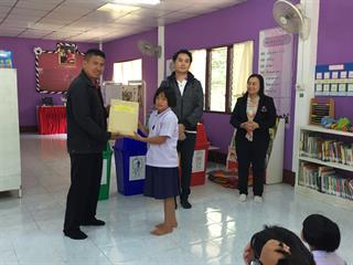 หน่วยบริการวิชาการ,คณะศิลปศาสตร์,มหาวิทยาลัยพะเยา,ดำเนินโครงการ,,“ปันรักห้องสมุดเพื่อการเรียนรู้,ปี,4”,กิจกรรมที่,3,และลงพื้นที่เยี่ยมศูนย์การเรียนตำรวจตระเวนชายแดน,อินทรีอาสา(บ้านห้วยปุ้ม),จ.พะเยา,ตามรอยโครงการในพระราชดำริ,สมเด็จพระเทพรัตนฯ