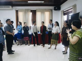 คณบดีคณะนิติศาสตร์ได้รับเชิญจากองค์กร,ความร่วมมือระหว่างประเทศของรัฐบาลเยอรมัน,(GIZ),ให้จัดทำโครงการและเป็นวิทยากร,ฝึกอบรมเพื่อพัฒนาทักษะการสอนกฎหมายให้แก่คณาจารย์ของสถาบันการยุติธรรมแห่งชาติลาว
