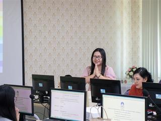คณะศิลปศาสตร์,มหาวิทยาลัยพะเยา,จัดประชุมเพื่อรับฟังข้อเสนอแนะ,การขับเคลื่อน,,การยกระดับคุณภาพการศึกษาจังหวัดพะเยา,ด้านการพัฒนาทักษะภาษาอังกฤษเพื่อการสื่อสาร