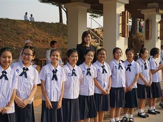 โรงเรียนสาธิตมหาวิทยาลัยพะเยา,เฝ้าทูลละอองพระบาทรับเสด็จ,สมเด็จพระเทพรัตนราชสุดา,ฯ,สยามบรมราชกุมารี
