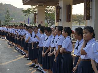 โรงเรียนสาธิตมหาวิทยาลัยพะเยา,เฝ้าทูลละอองพระบาทรับเสด็จ,สมเด็จพระเทพรัตนราชสุดา,ฯ,สยามบรมราชกุมารี