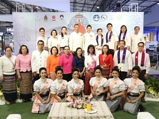 มหาวิทยาลัยพะเยา,ร่วมงานแถลงข่าวเตรียมจัดกิจกรรม,เวียนเทียนทางน้ำกลางกว๊านพะเยา,หนึ่งเดียวในโลก,ครั้งที่,35,เนื่องใน,"วันมาฆบูชา",ประจำปี,2562,และกิจกรรม,"กว๊านพะเยาสายน้ำแห่งชีวิต,ตานข้าวทิพย์พระเจ้าตนหลวง",เพื่อส่งเสริมวัฒนธรรมประเพณี,วิถีชีวิต,และประชาสัมพันธ์,ด้านการท่องเที่ยวของจังหวัดพะเยา