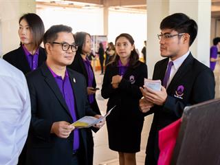 คณะศิลปศาสตร์,จัดบูทนิทรรศการโครงการ,,ผู้บริหารสถานศึกษาและครูแนะแนวเยี่ยมชมมหาวิทยาลัยพะเยา
