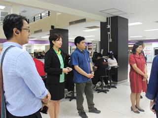 อธิการบดีมหาวิทยาลัยพะเยา,เยี่ยมชมศูนย์บรรณสารและสื่อการศึกษา