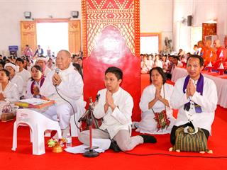 มหาวิทยาลัยพะเยา,ร่วมกับเทศบาลเมืองพะเยา,และจังหวัดพะเยา,จัดโครงการ"กว๊านพะเยาสายน้ำแห่งชีวิต,ตานข้าวทิพย์พระเจ้าตนหลวง",เพื่อส่งเสริมวัฒนธรรมประเพณี,วิถีชีวิต,และประชาสัมพันธ์,ด้านการท่องเที่ยวของจังหวัดพะเยา