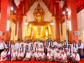มหาวิทยาลัยพะเยา,ร่วมกับเทศบาลเมืองพะเยา,และจังหวัดพะเยา,จัดโครงการ"กว๊านพะเยาสายน้ำแห่งชีวิต,ตานข้าวทิพย์พระเจ้าตนหลวง",เพื่อส่งเสริมวัฒนธรรมประเพณี,วิถีชีวิต,และประชาสัมพันธ์,ด้านการท่องเที่ยวของจังหวัดพะเยา