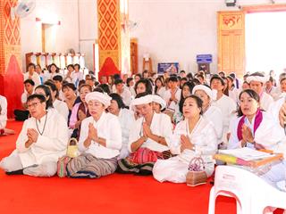 มหาวิทยาลัยพะเยา,ร่วมกับเทศบาลเมืองพะเยา,และจังหวัดพะเยา,จัดโครงการ"กว๊านพะเยาสายน้ำแห่งชีวิต,ตานข้าวทิพย์พระเจ้าตนหลวง",เพื่อส่งเสริมวัฒนธรรมประเพณี,วิถีชีวิต,และประชาสัมพันธ์,ด้านการท่องเที่ยวของจังหวัดพะเยา