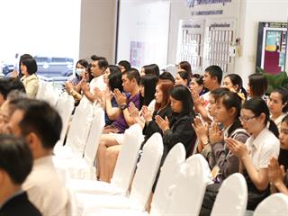 คณะกรรมการส่งเสริมกิจการมหาวิทยาลัยพะเยา,ทอดผ้าป่าสามัคคี,สนับสนุนทุนการศึกษานิสิตมหาวิทยาลัยพะเยา