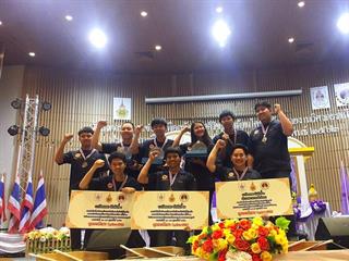 ขอแสดงความยินดีกับนิสิต,สาขาวิชาวิศวกรรมโยธา,คณะวิศวกรรมศาสตร์,จากการแข่งขันเพื่อสร้างสรรค์วิชาการด้านโครงสร้างด้วยไม้ไอศกรีม,สายงานวิศวกรรมโยธาชิงแชมป์ประเทศไทย,ครั้งที่,๑๓