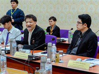 คณะเทคโนโลยีสารสนเทศและการสื่อสาร,มหาวิทยาลัยพะเยา,มอบโปรแกรม/แอพลิเคชั่น,“ระบบบริหารจัดการรับเรื่องร้องทุกข์,ศูนย์ดำรงธรรมจังหวัดพะเยา”,ให้กับทางผู้ว่าราชการจังหวัดพะเยา,เพื่อเพิ่มช่องทางการร้องเรียน,ร้องทุกข์ให้ประชาชนได้สะดวก,รวดเร็วมากยิ่งขึ้น