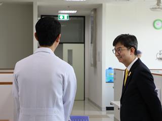 คณะทันตแพทยศาสตร์,มหาวิทยาลัยพะเยาต้อนรับคณะอนุกรรมการประเมินหลักสูตรทันตแพทยศาสตรบัณฑิต