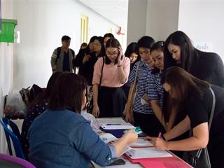คณะศิลปศาสตร์จัดโครงการ,“อ่านได้เขียนคล่องผ่านนิทาน”,กิจกรรมที่,4,“การสร้าง,E,book”