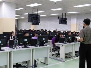 คณะศิลปศาสตร์จัดโครงการ,“อ่านได้เขียนคล่องผ่านนิทาน”,กิจกรรมที่,4,“การสร้าง,E,book”