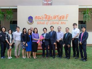 คณะศิลปศาสตร์ให้การต้อนรับคณะผู้บริหารโรงเรียนสอนภาษาญี่ปุ่นดอลฟิน,และบริษัทจัดหางาน,เอบีซี,ไทยเจแปน,จำกัด