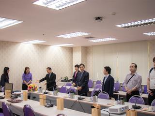 คณะศิลปศาสตร์ให้การต้อนรับคณะผู้บริหารโรงเรียนสอนภาษาญี่ปุ่นดอลฟิน,และบริษัทจัดหางาน,เอบีซี,ไทยเจแปน,จำกัด