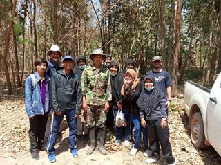 ชมรมนิสิตมุสลิมเเละกัมพูชา-จิตอาสา,ได้เข้าร่วมทำกิจกรรมทำเเนวกันไฟกับชุมชนบ้านโซ้,ต.เเม่นาเรือ,จ.พะเยา