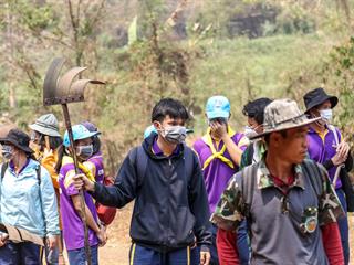 จิตอาสา,ม.พะเยา,ร่วมสร้างแนวกันไฟ,“วนอุทยานร่องคำหลวง”