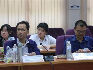 คณะรัฐศาสตร์และสังคมศาสตร์,มหาวิทยาลัยพะเยา,ดำเนินโครงการวิเคราะห์และจัดทำแผนปฏิบัติการประจำปี,คณะรัฐศาสตร์และสังคมศาสตร์,และโครงการรับฟังผู้มีส่วนได้ส่วนเสีย,ระดับหลักสูตรและระดับคณะ