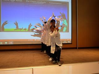 คณะวิทยาศาสตร์,มหาวิทยาลัยพะเยา,ได้ร่วมแลกเปลี่ยนเรียนรู้และสร้างกิจกรรมวิทยาศาสตร์ท้าทายเด็กรุ่นใหม่
