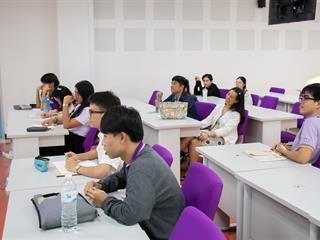 ศูนย์ภาษา,คณะศิลปศาสตร์,ดำเนินโครงการ,“อบรมภาษาอังกฤษ,CHAT,ROOM”