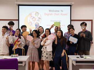 ศูนย์ภาษา,คณะศิลปศาสตร์,ดำเนินโครงการ,“อบรมภาษาอังกฤษ,CHAT,ROOM”