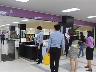 การตรวจวัด,PM,2.5,ภายในอาคารศูนย์บรรณสารและสื่อการศึกษา,โดยทีมอาจารย์สาขาวิชาอาชีวอนามัยและความปลอดภัย,มหาวิทยาลัยพะเยา
