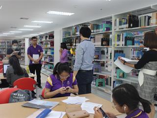 การตรวจวัด,PM,2.5,ภายในอาคารศูนย์บรรณสารและสื่อการศึกษา,โดยทีมอาจารย์สาขาวิชาอาชีวอนามัยและความปลอดภัย,มหาวิทยาลัยพะเยา