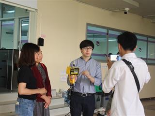 การตรวจวัด,PM,2.5,ภายในอาคารศูนย์บรรณสารและสื่อการศึกษา,โดยทีมอาจารย์สาขาวิชาอาชีวอนามัยและความปลอดภัย,มหาวิทยาลัยพะเยา