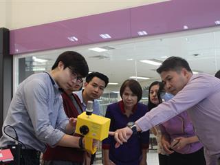 การตรวจวัด,PM,2.5,ภายในอาคารศูนย์บรรณสารและสื่อการศึกษา,โดยทีมอาจารย์สาขาวิชาอาชีวอนามัยและความปลอดภัย,มหาวิทยาลัยพะเยา