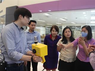 การตรวจวัด,PM,2.5,ภายในอาคารศูนย์บรรณสารและสื่อการศึกษา,โดยทีมอาจารย์สาขาวิชาอาชีวอนามัยและความปลอดภัย,มหาวิทยาลัยพะเยา